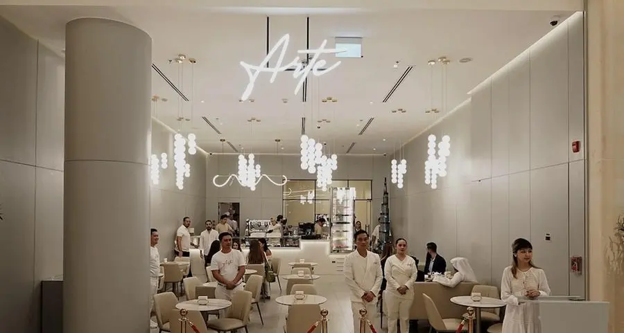 ARTE fine art cakes and coffee shop second branch at Dubai Mall