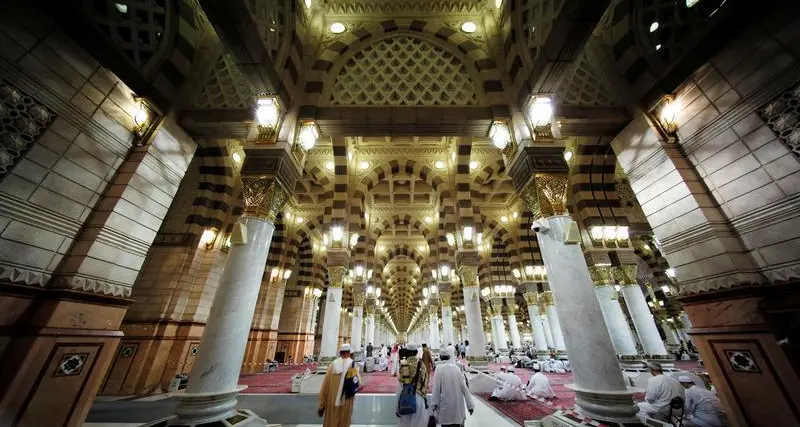 Over 230,000 iftar meals distributed among visitors to Prophet's Mosque