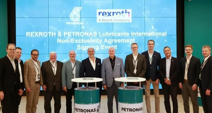 Bosch Rexroth and PETRONAS Lubricants International partner to develop bio-based hydraulic and UTTO fluids