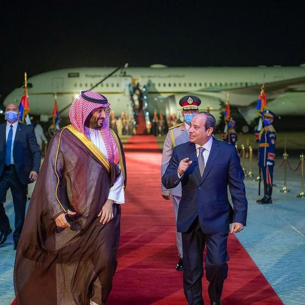 Saudi crown prince lands in Egypt on start of regional tour