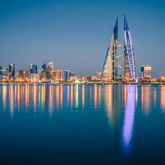 البحرين تغلق المحلات والسينمات والمقاهي بسبب كورونا