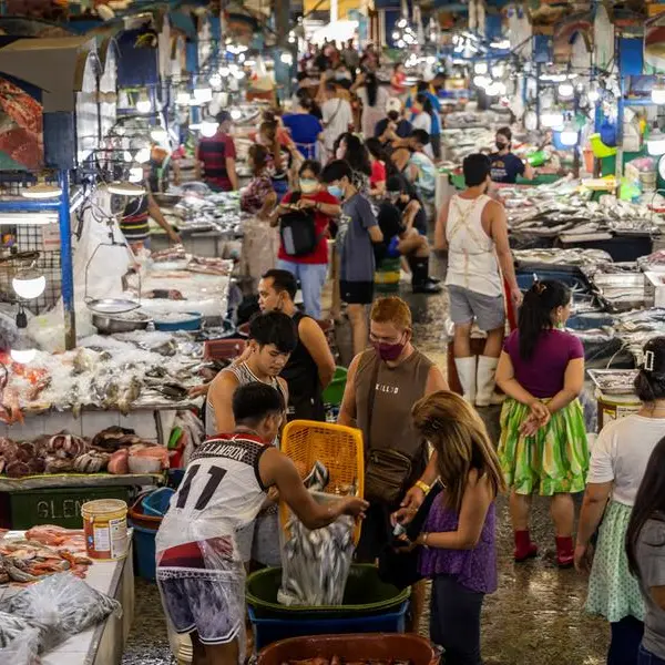 45% of Filipinos see quality of life improving in next 12 months - SWS