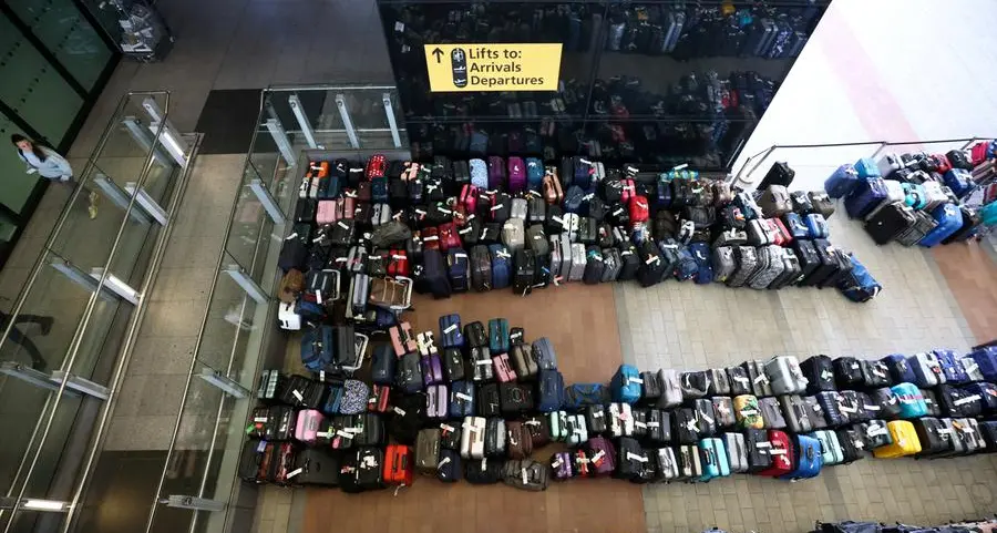 UK air traffic issue fixed, working on backlog of disrupted flights