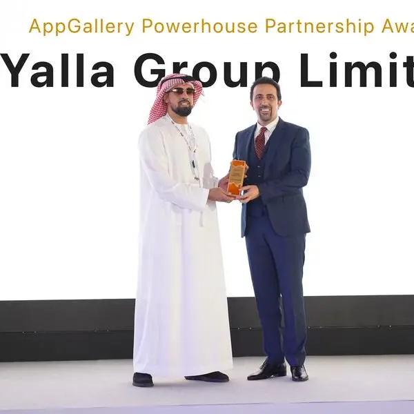 Sheikh Sultan Bin Khalifa Al Nehayan honors Yalla Group with AppGallery Powerhouse Partnership Award