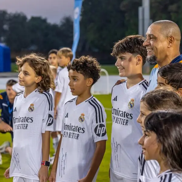 Real Madrid legend Roberto Carlos surprises fans Dduring Dubai Fitness Challenge training clinic