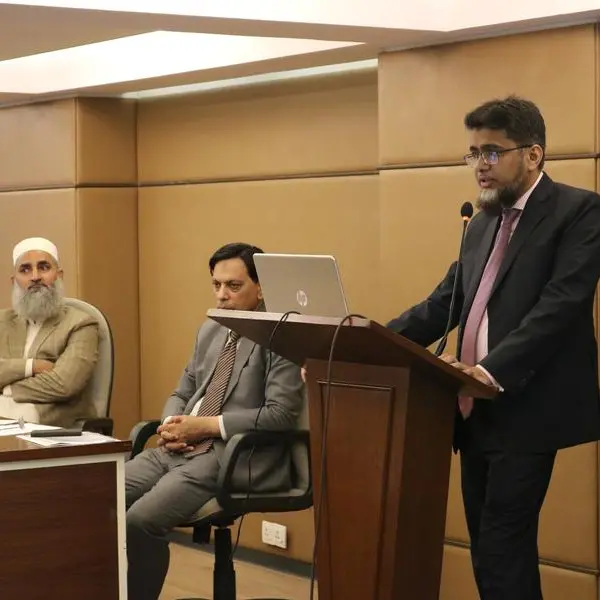 IBA CEIF in collaboration with SECP and PSX held sessions to raise awareness about the Islamic capital market at Pakistan Stock Exchange