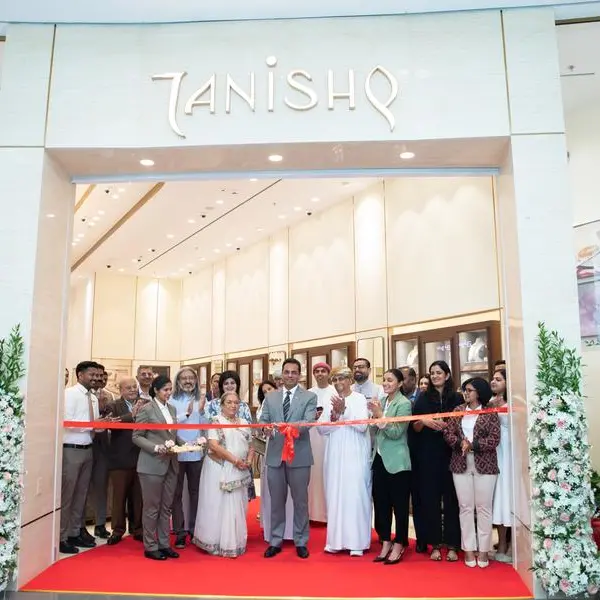 Tanishq makes a sparkling debut in Oman with first showroom at The Avenues Mall