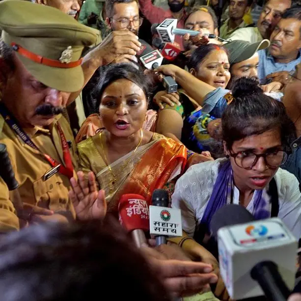 Hindu women press for access to Indian mosque, in latest dispute