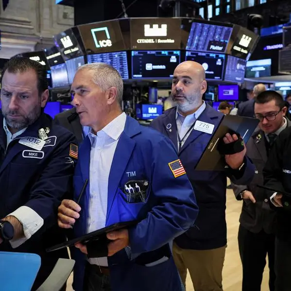 US Stocks: S&P 500 closes up, focus on earnings and US interest rates