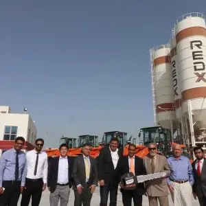 Kanoo machinery delivers state of the art Hitachi wheel loaders to RedX industries