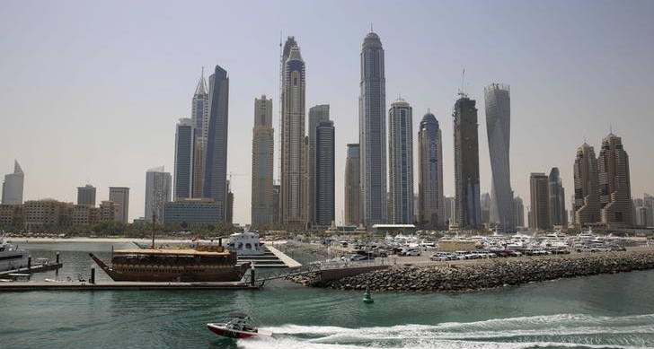 كوفيد 19: الإمارات تلغي إلزامية الكمامة في معظم الأماكن