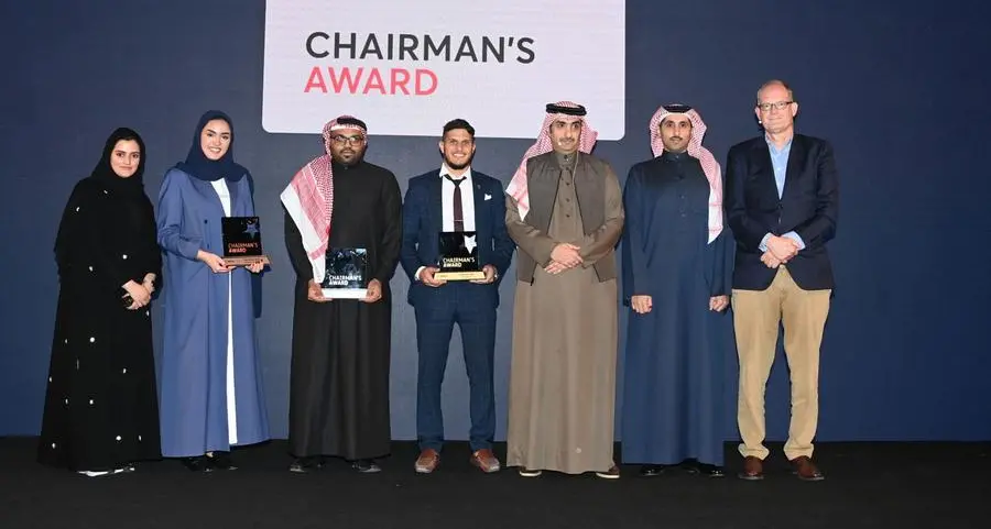 Beyon Chairman Shaikh Abdulla announces Chairman’s Award winners for 2022 during Beyon’s Town Hall