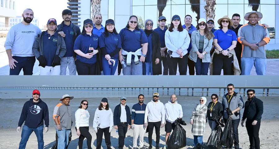 AmCham Kuwait organizes a successful beach clean-up at Kuwait Free-trade Zone