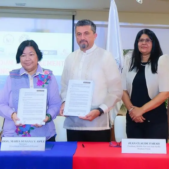 Western Union and Department of Migrant Workers sign MoU in support of overseas Filipino workers