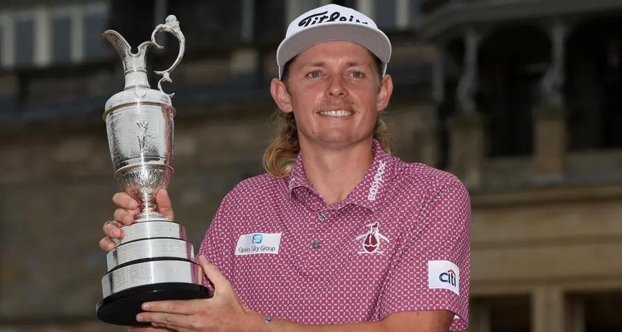 Smith holds nerve to claim third Australian PGA Championship title