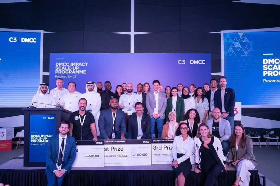 مركز دبي للسلع المتعددة يختتم برنامجه لتسريع الأثر الاجتماعي ويمنح الشركات الفائزة جوائز نقدية مجموعها 180,000 درهم إماراتي