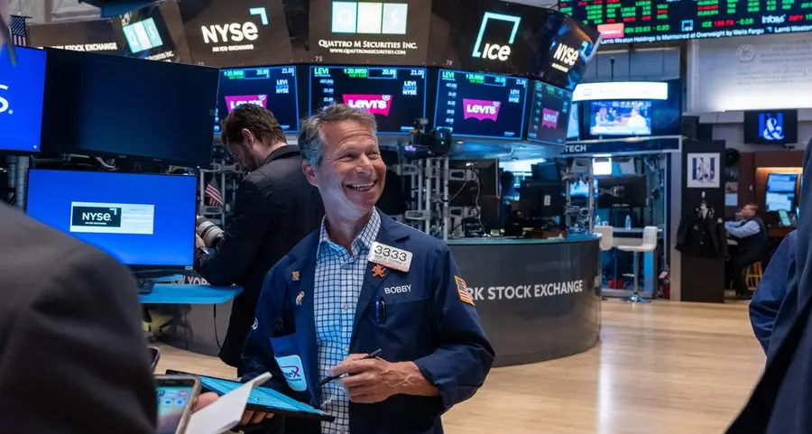 US stocks rally after blowout jobs data