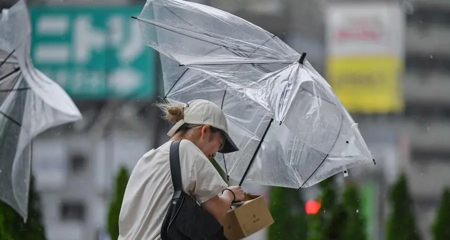 'Very strong' typhoon buffets Japan's Pacific coast