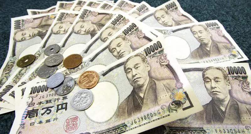 Yen slides as Japan's leadership contest heats up; China stimulus buoys sentiment