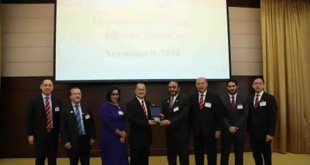 \"جامعة حمدان بن محمد الذكية\" تبحث دور الإمارات في إنجاح \"الحزام والطريق\" خلال الطاولة المستديرة الأولى للصيرفة والتمويل الإسلامي في هونج كونج