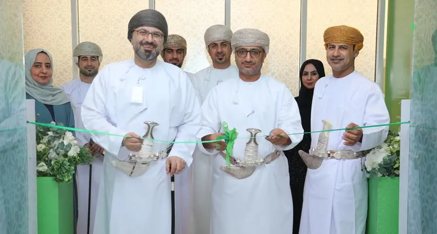 BankDhofar gets closer to its customers at Sohar with two new branches