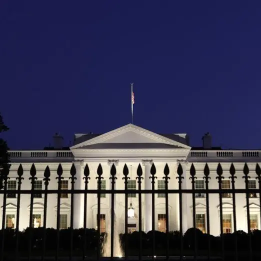 White House to pay interns for first time