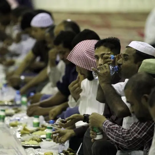 What goes behind providing meals at iftar tents during Ramadan