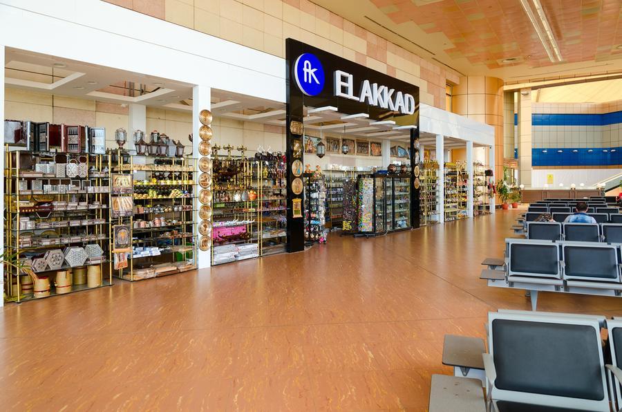 Bharat Electronics, Egypt Duty Free Shops in AECOM izplačujejo dividende