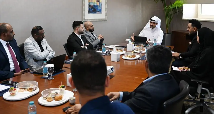 Sharjah Chamber, Shopping Malls Sector Business Group representatives discuss mechanisms