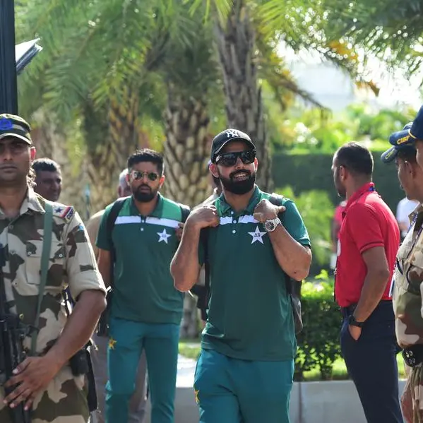 Pakistan believe 'miracles can happen' to rescue World Cup dream