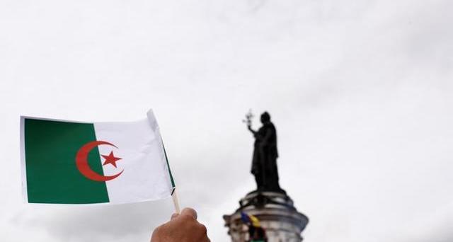 قرارات شعبوية بالجزائر: مناورة مالية مدفوعة بأسعار النفط