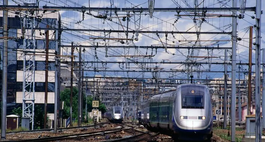 Tunisia to start work on new stages of suburban railway in capital