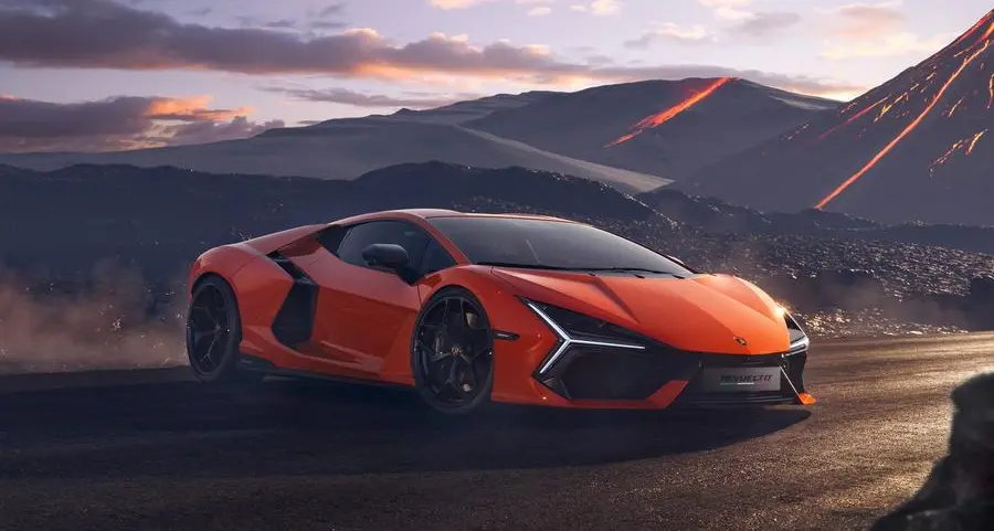 Bespoke high-performance Bridgestone tyres unleash the new Lamborghini Revuelto’s potential