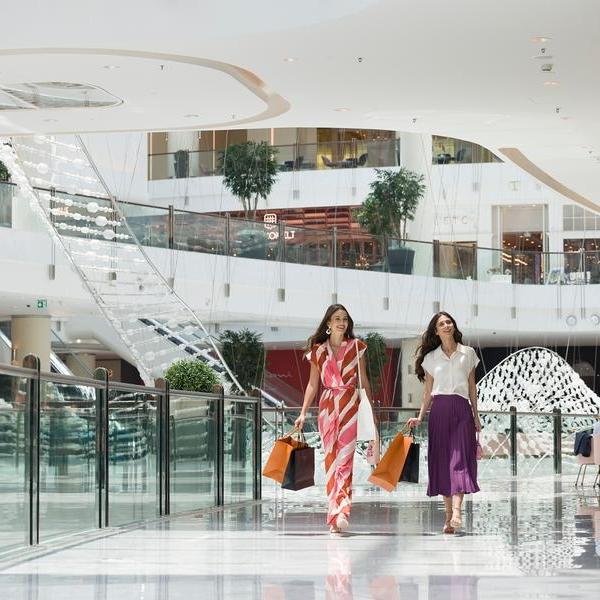 Become a millionaire this summer with Dubai Mall
