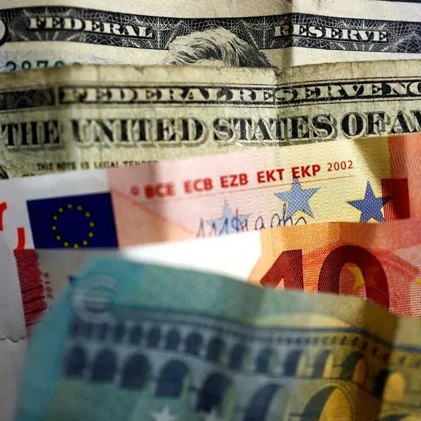 Dollar dips against euro, gains on yen as Fed policy stays in focus