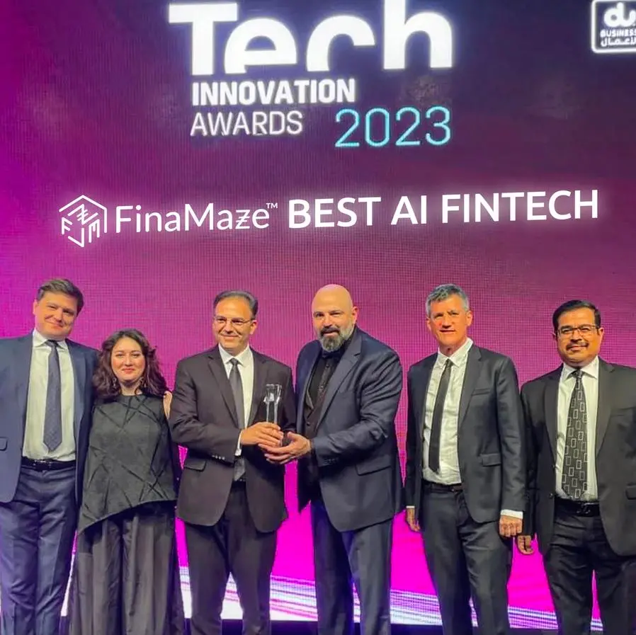 FinaMaze awarded the “AI Fintech Innovation” award at the Entrepreneur’s Tech Innovation Awards 2023