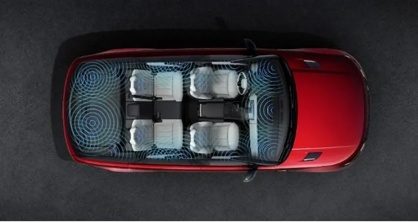 JLR and Meridian extend audio collaboration for electrifed future