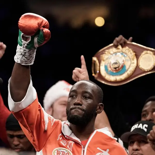 Crawford knocks out Avanesyan to retain WBO welterweight world title
