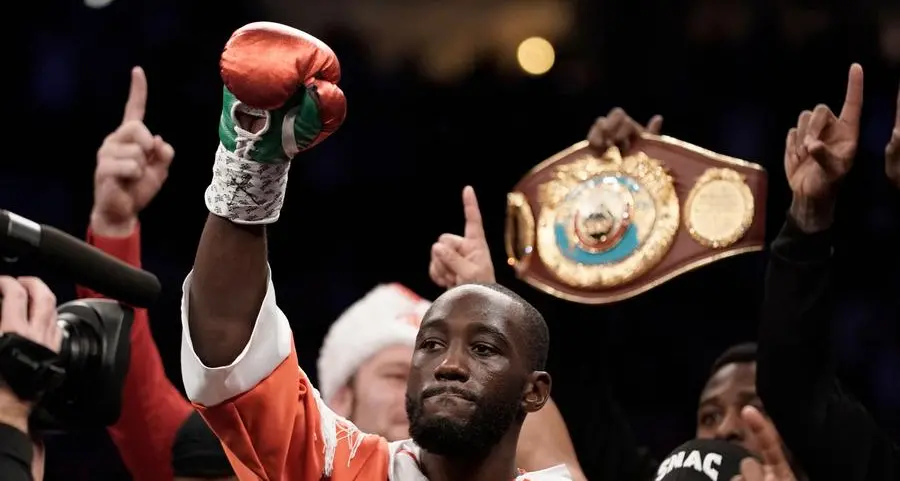 Crawford knocks out Avanesyan to retain WBO welterweight world title