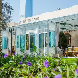 Brunch & Cake by the lake is now open at Jumeirah Islands 