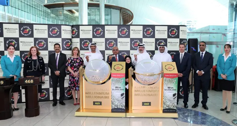 Emirati and Indian nationals win $1mln in Dubai Duty Free Millennium Millionaire promotion