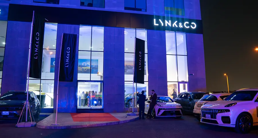 Auto Class Cars celebrates its partnership with Lynk & Co