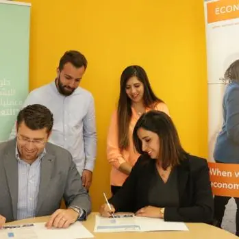 Akhtaboot signs a cooperation agreement with EconoWin to introduce Gender Sensitive HR practices