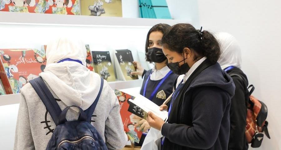 \"الشارقة صديقة للطفل\" يضيء على جهوده عبر منصته في معرض أبوظبي الدولي للكتاب