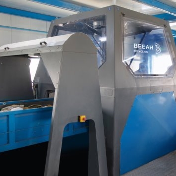 BEEAH launches recycling facility with robotics & AI