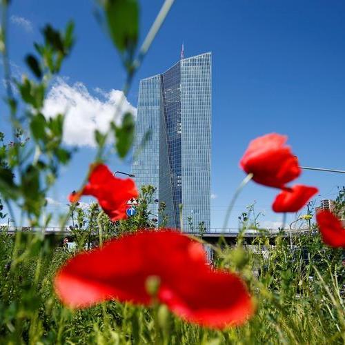 ECB's new tool fails to impress as Italy confronts political paralysis