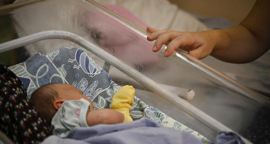 Newborn killed in Russian strike on Ukraine maternity ward