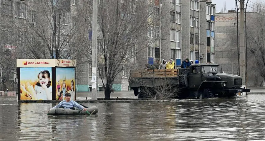 Mayor orders 'mass evacuations' in Russia flood city