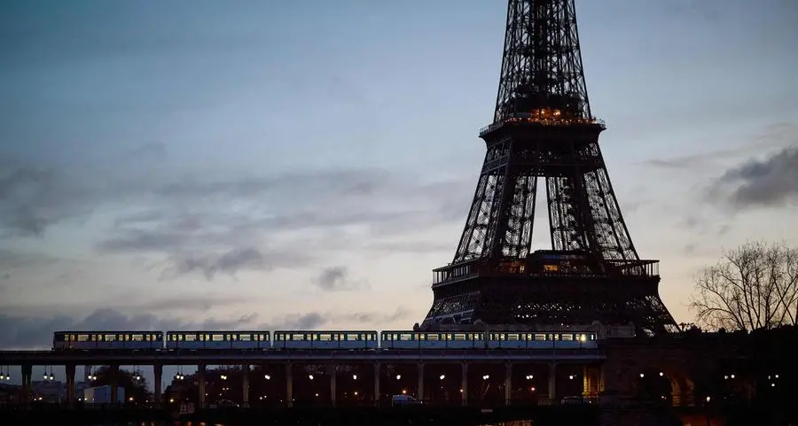 Eiffel Tower to remain closed Saturday morning, unions say