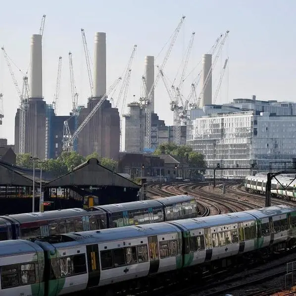 UK builders most optimistic in two years on rate cut hopes: PMI